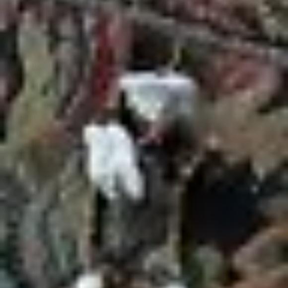 Vintage Poured Glass Necklace 14" White Beads&Flow - Picture 8 of 8